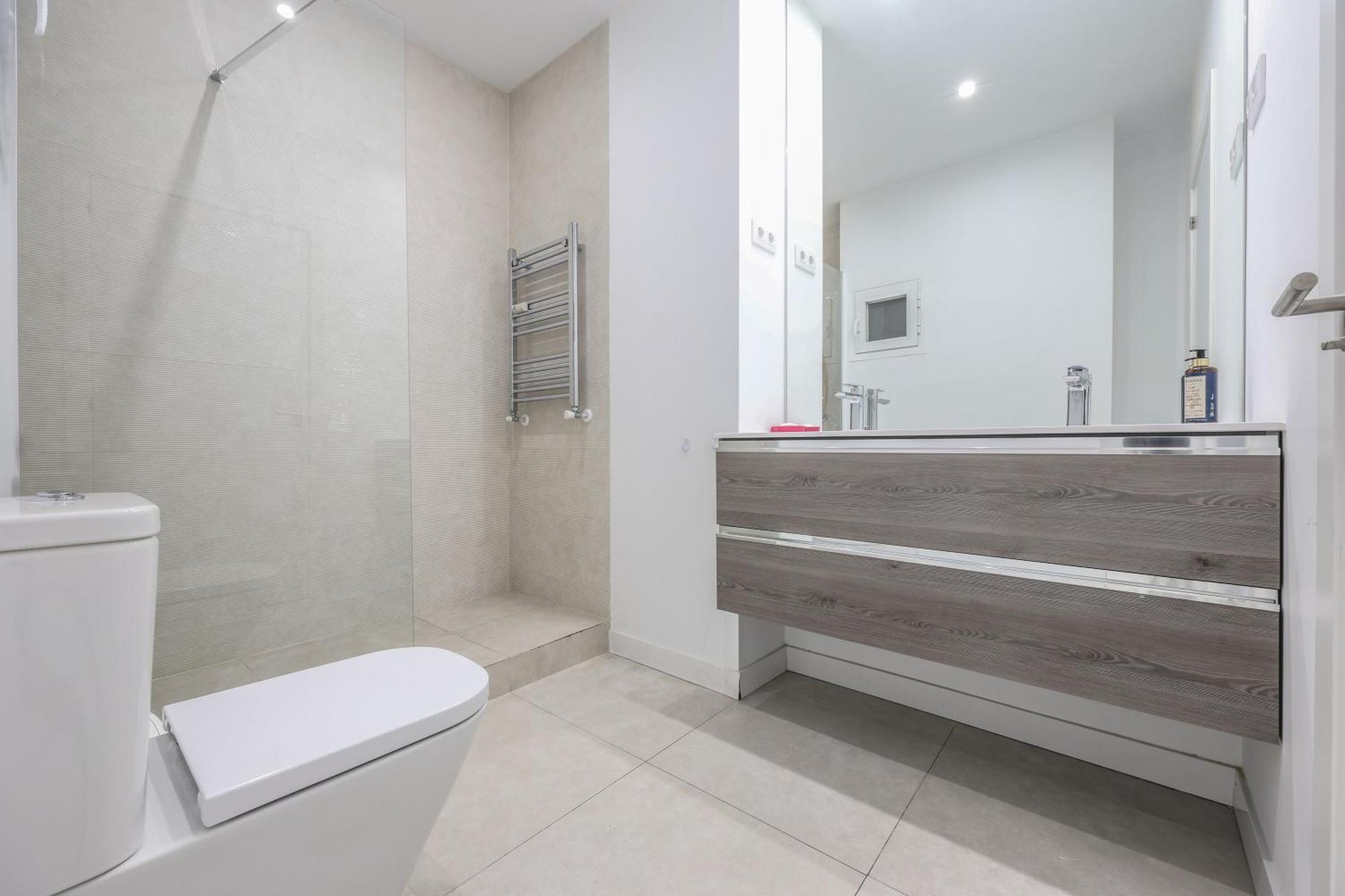 Готель Be Coliving Madrid Centro Екстер'єр фото