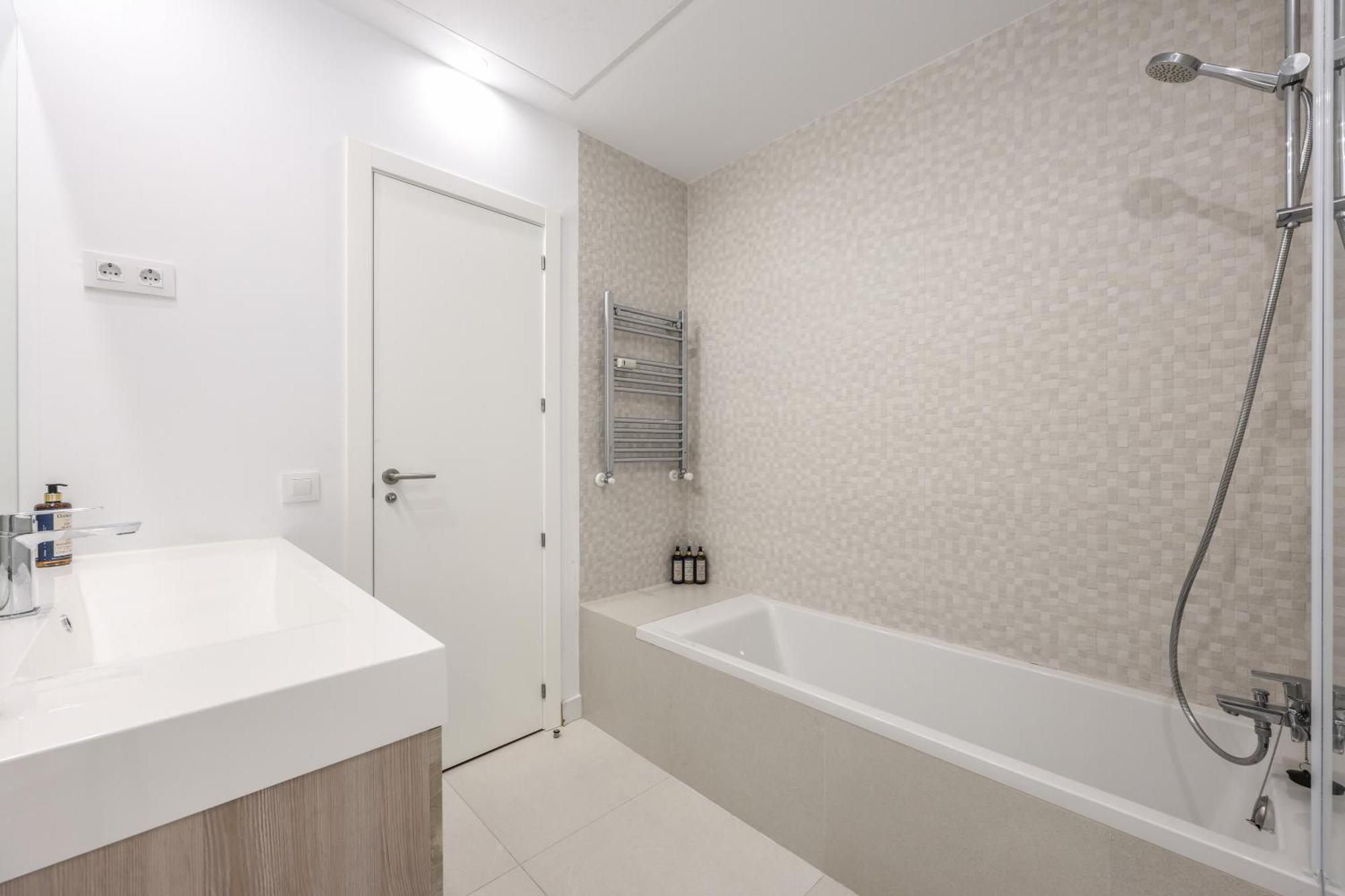 Готель Be Coliving Madrid Centro Екстер'єр фото